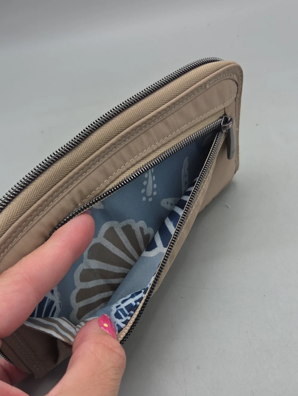 Lug Straddle Women's Zip Around Brushed Tan Mocha Wallet RFID Lightweight